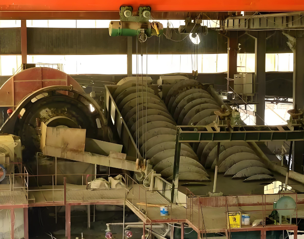 堿性礦用分散劑